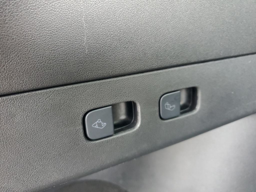 2020 Tesla Model Y Long Range - Photo 54