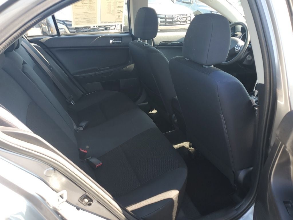 2016 Mitsubishi Lancer ES