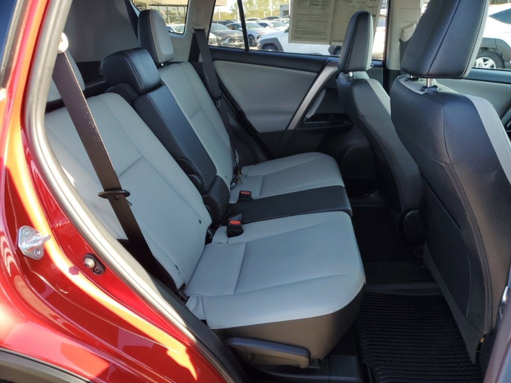 2017 Toyota RAV4 Limited