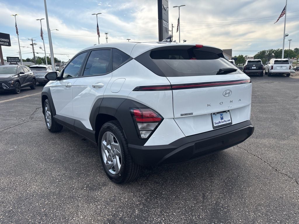 2026 Hyundai KONA SE FWD
