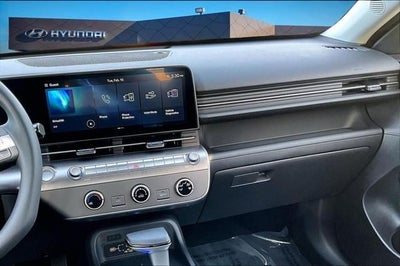 2026 Hyundai KONA SE