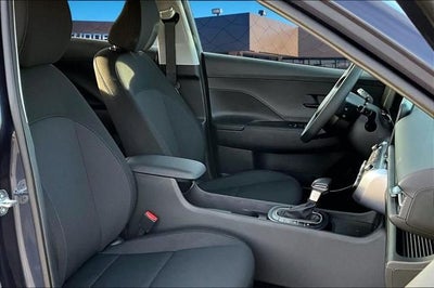 2026 Hyundai KONA SE