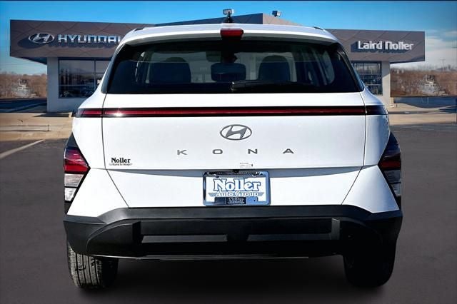 2026 Hyundai KONA SE