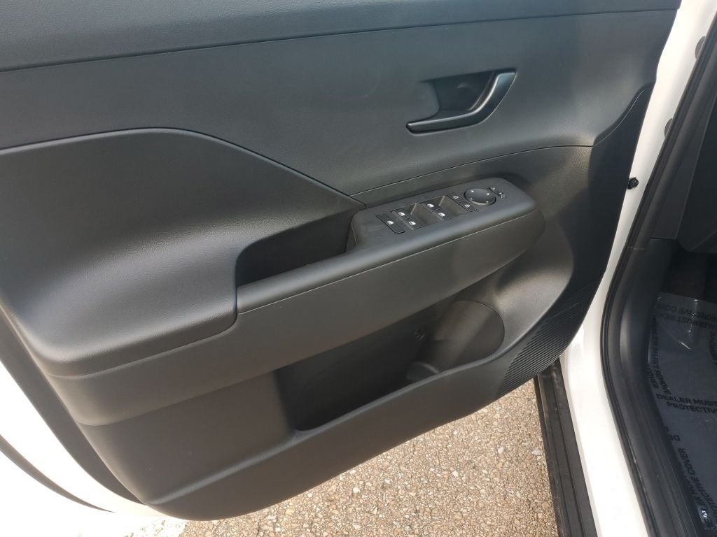 2026 Hyundai KONA SE FWD
