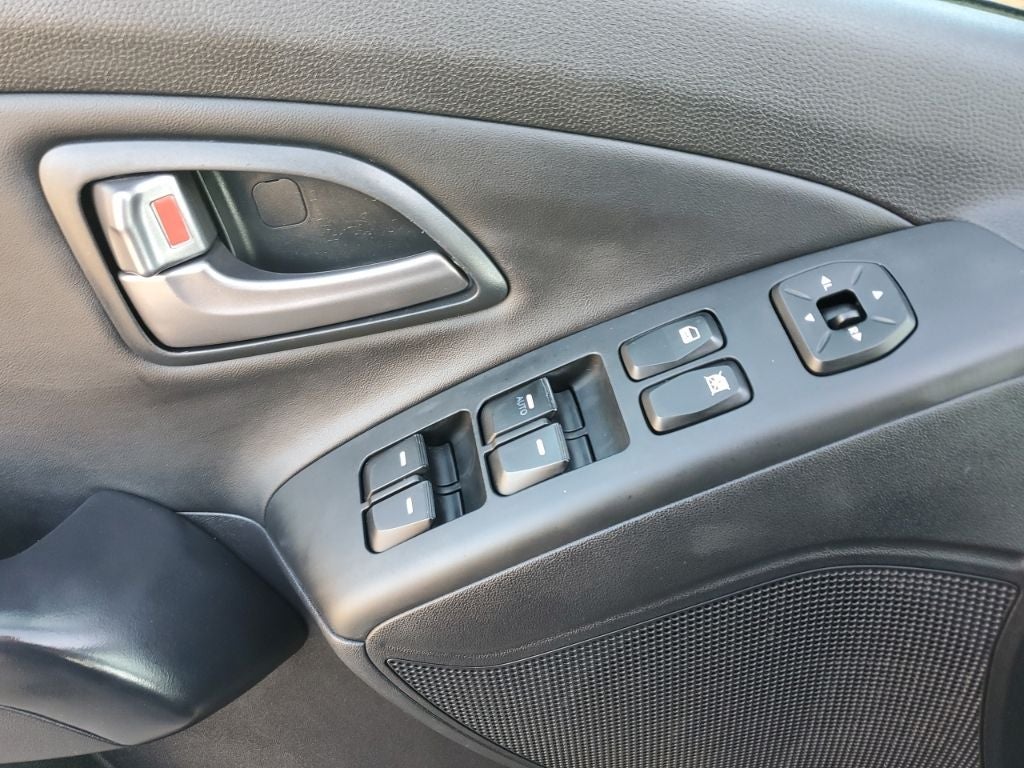 2015 Hyundai TUCSON SE
