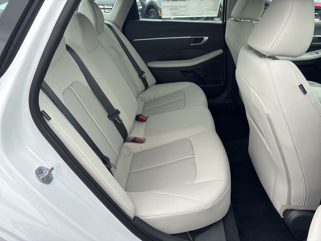 2026 Hyundai SONATA SE