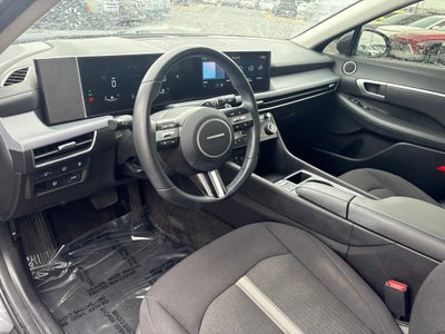 2024 Hyundai SONATA HYBRID SEL