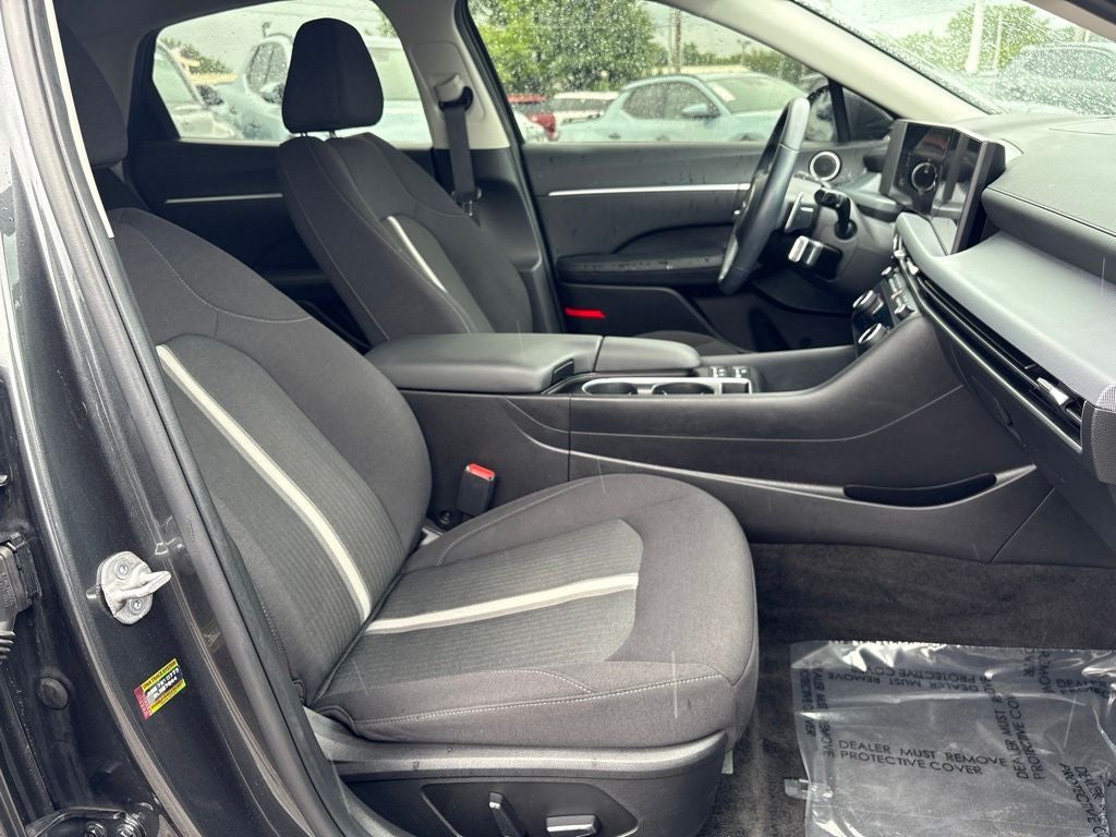 2024 Hyundai SONATA HYBRID SEL