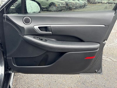 2024 Hyundai SONATA HYBRID SEL