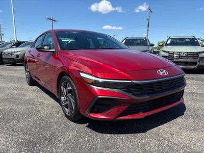 2025 Hyundai ELANTRA SEL Sport
