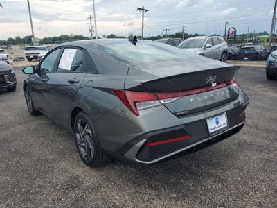 2025 Hyundai ELANTRA SEL Sport
