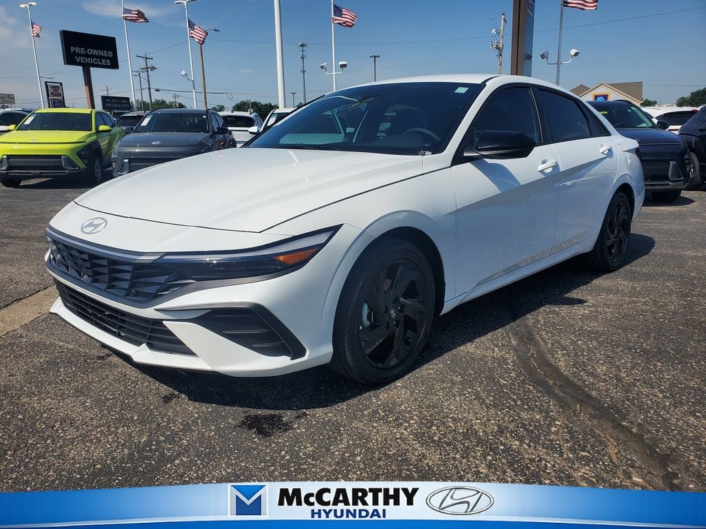 2026 Hyundai Elantra 1.6 HEV Blue's photo