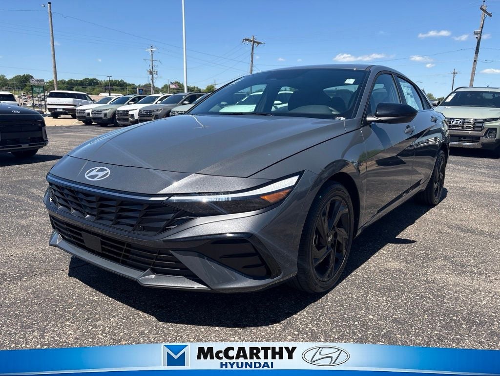2026 Hyundai Elantra 2.0 SEL Sport Premium's photo