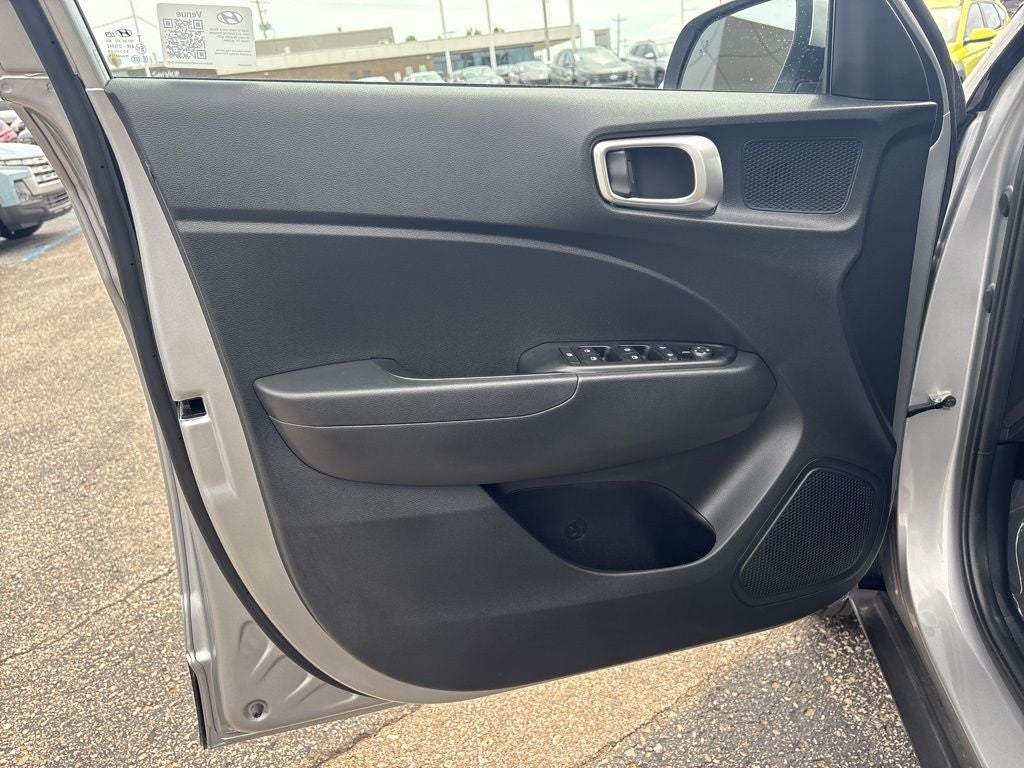 2024 Hyundai VENUE SEL