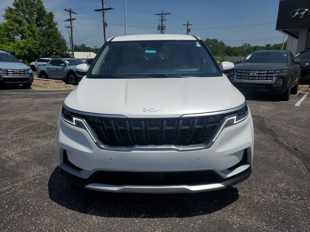 Used 2024 Kia Carnival EX with VIN KNDNC5H39R6434291 for sale in Kansas City