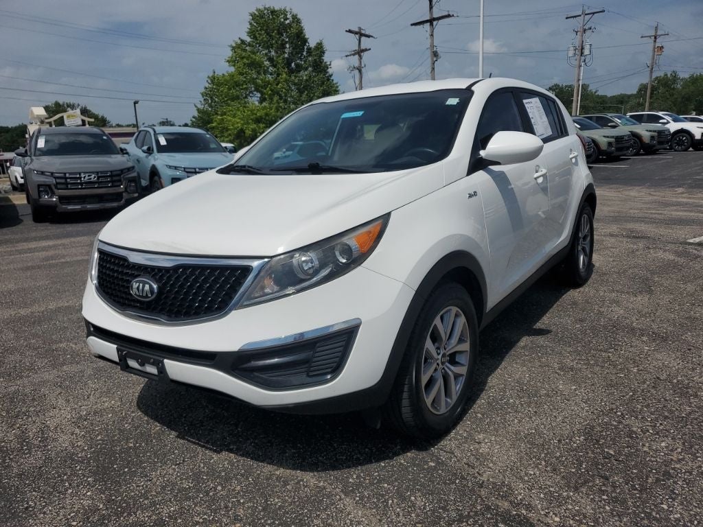 Used 2016 Kia Sportage LX with VIN KNDPBCAC3G7880664 for sale in Kansas City