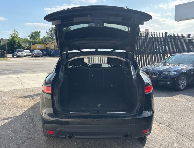 2019 Jaguar F-PACE 25t Premium