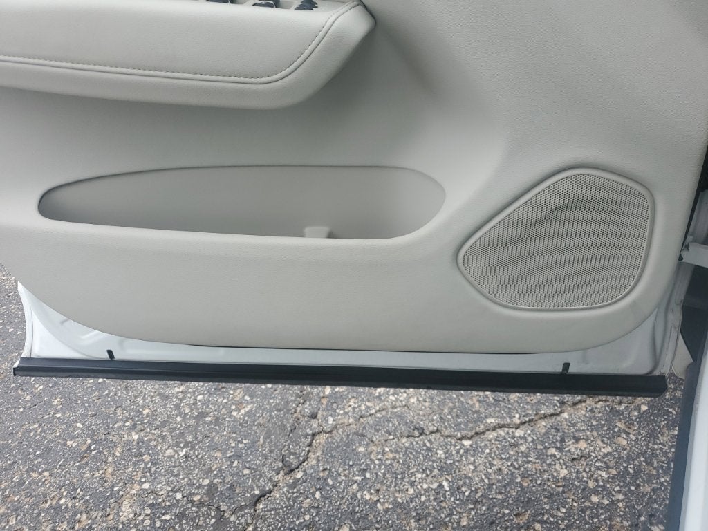 2023 Volvo XC60 Plus - Photo 19