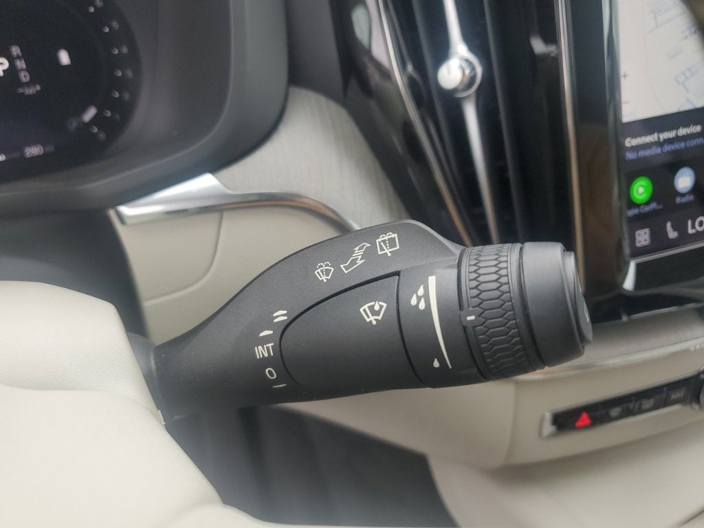 2023 Volvo XC60 Plus - Photo 24