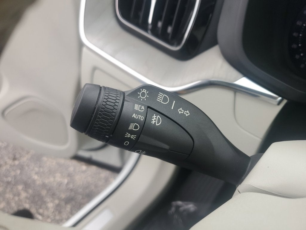2023 Volvo XC60 Plus - Photo 25