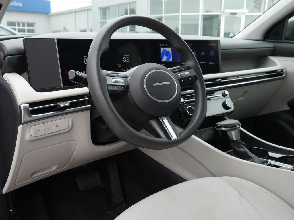 2025 Hyundai TUCSON SEL