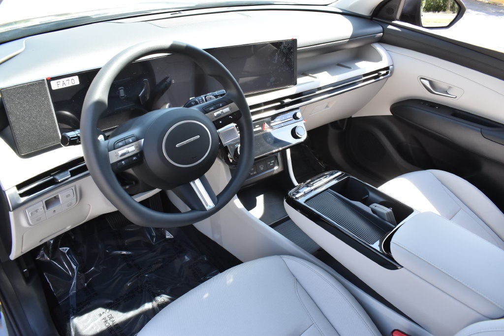 2026 Hyundai TUCSON HYBRID SEL