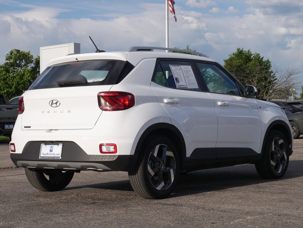 2025 Hyundai VENUE SEL