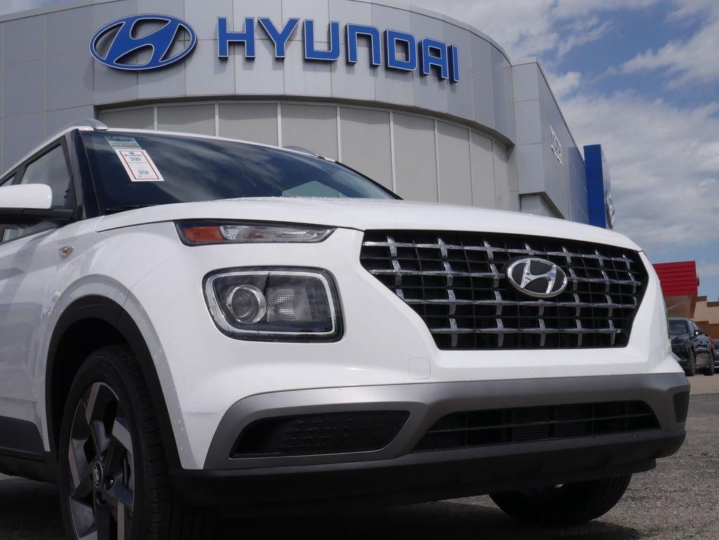 2026 Hyundai VENUE SEL