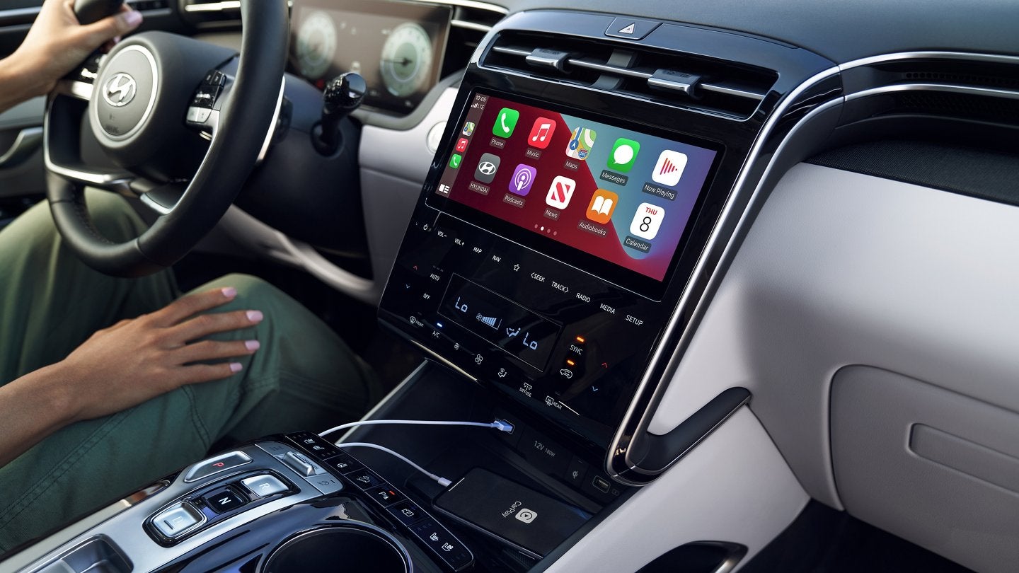 2022 Tucson Interior | McCarthy Hyundai Topeka in Topeka KS